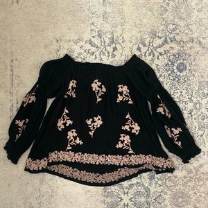 American Eagle Outfitters Off the Shoulder Top